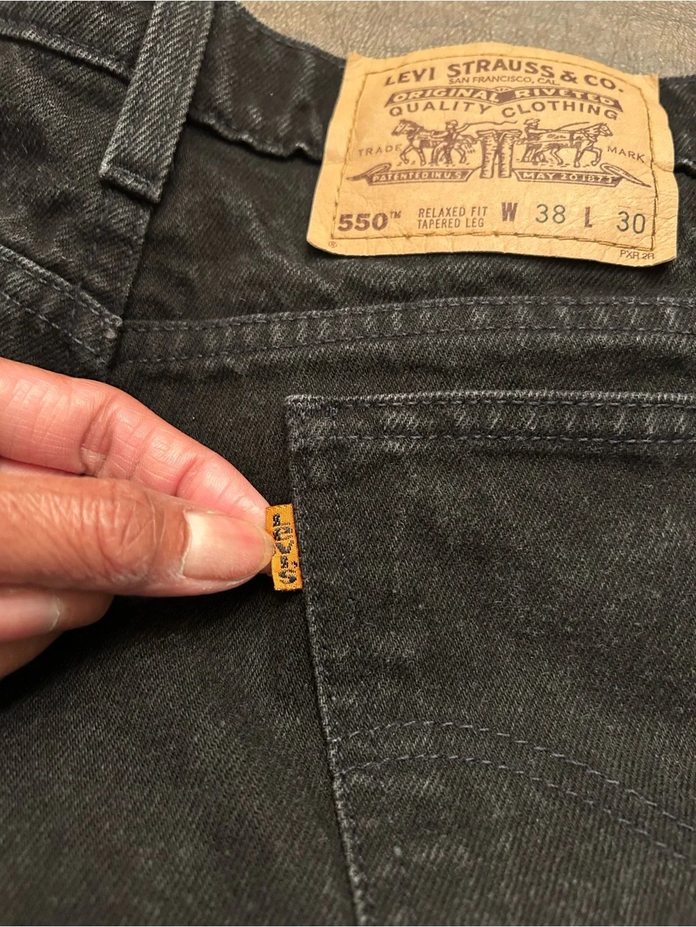 ORANGE tag Levi's  550 Black Relaxed Men's Jeans